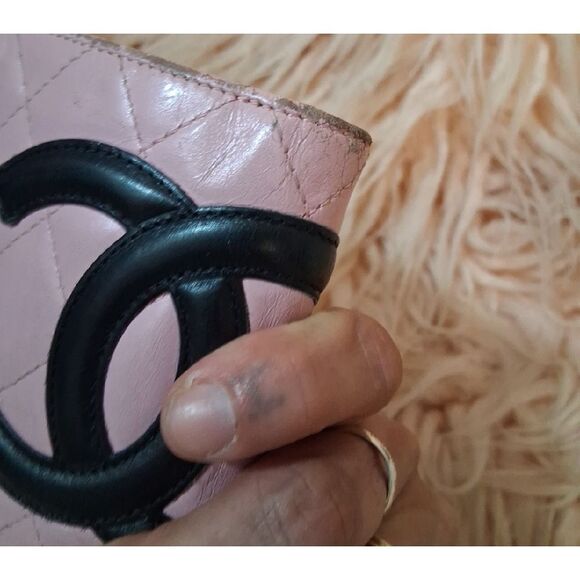 Authentic CHANEL Light Pink Quilted Cambon Small Wallet - Picture 9 of 16